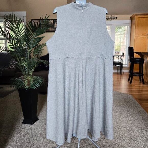 NWT Torrid sz 24 Midi Mock Neck Dress - Picture 3 of 6